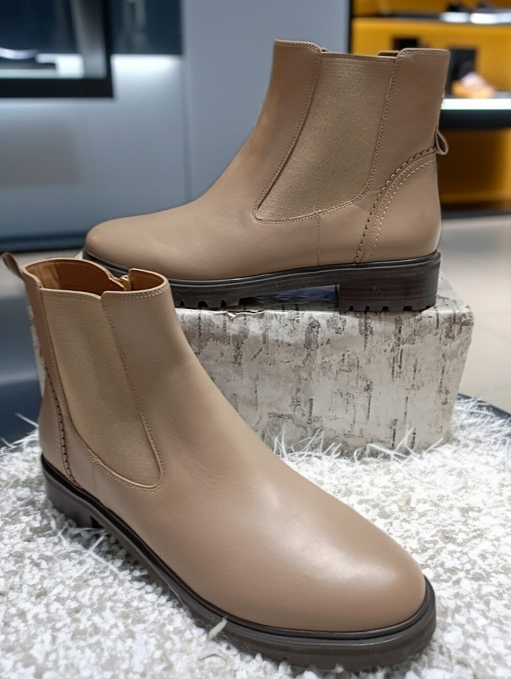 ♠️ Kate Spade ♠️ NY Estelle Lug Sole Ankle Leather Boots Women's Sz 11 $249